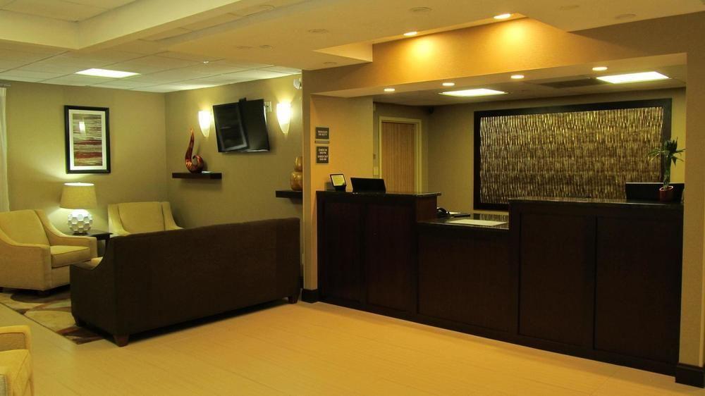 Best Western Springfield West Inn Уест Спрингфийлд Екстериор снимка