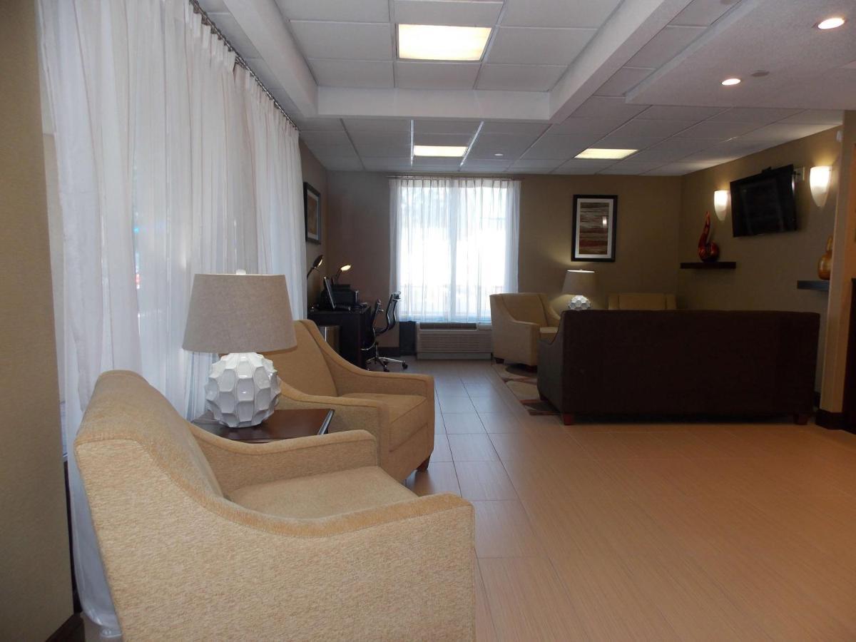 Best Western Springfield West Inn Уест Спрингфийлд Екстериор снимка