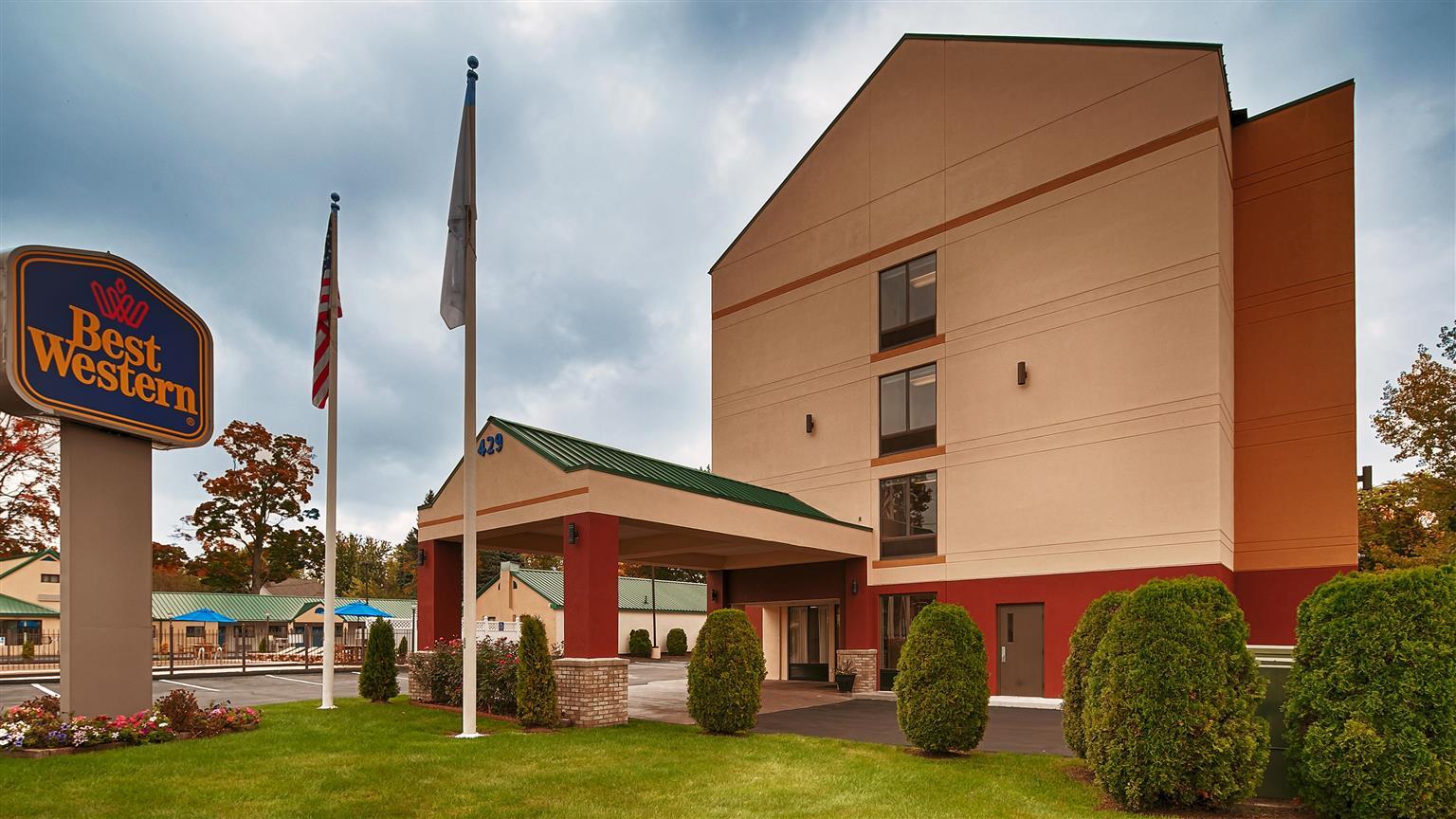 Best Western Springfield West Inn Уест Спрингфийлд Екстериор снимка