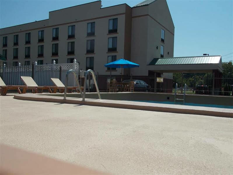 Best Western Springfield West Inn Уест Спрингфийлд Екстериор снимка